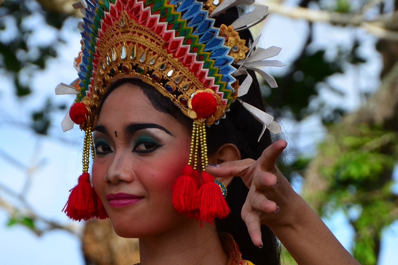 Balinese-Traditional-Dancer