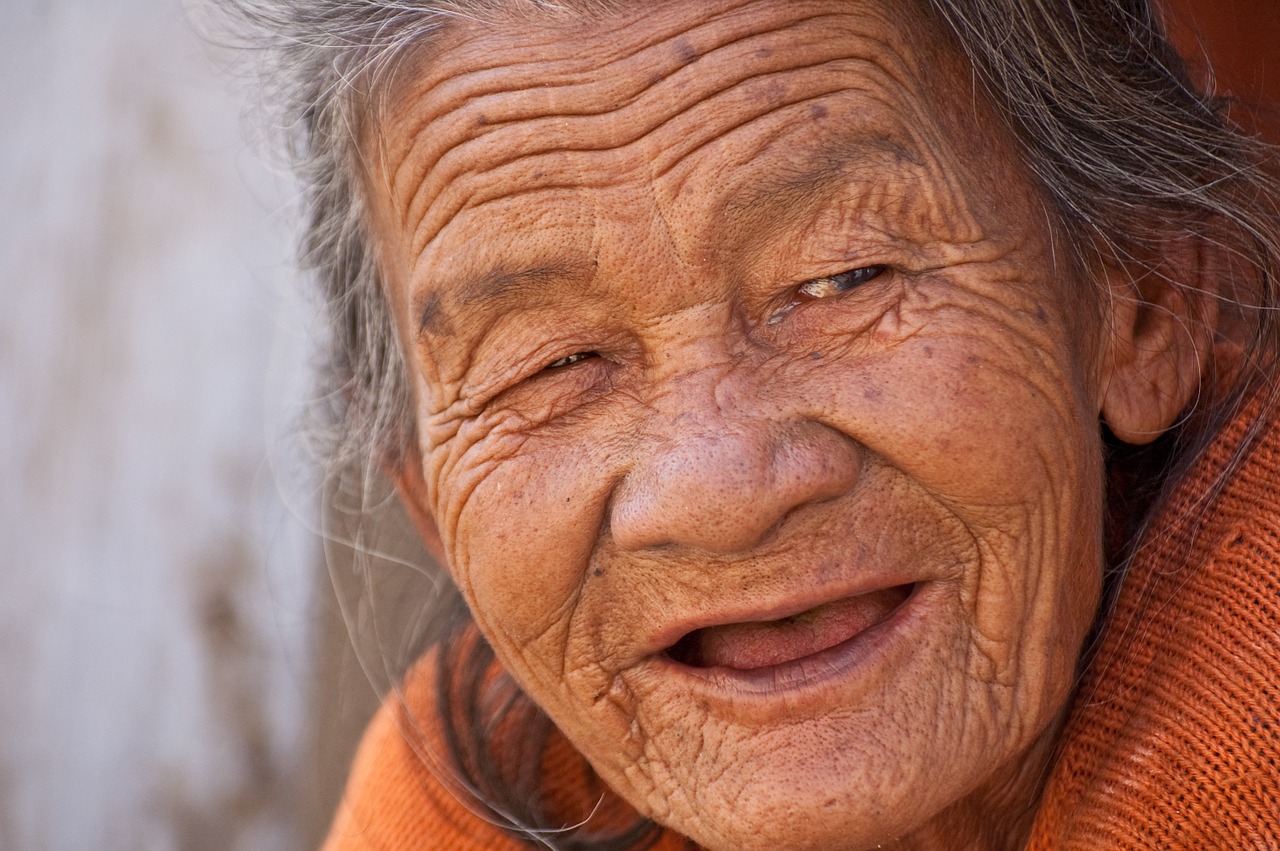 Elderley-Thai-Woman