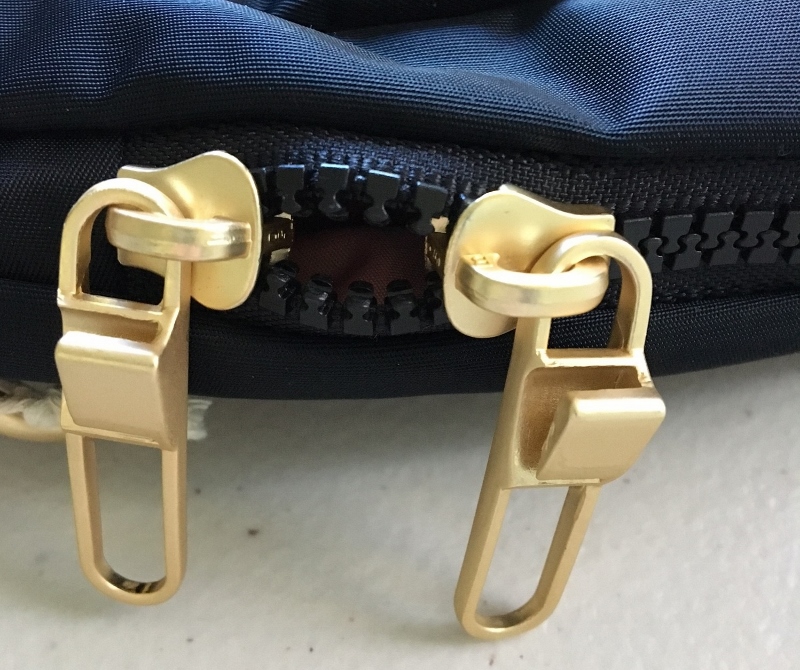 Pacsafe-Citisafe-CX-Anti-Theft-Convertable-Backpack-Zip-Interlock