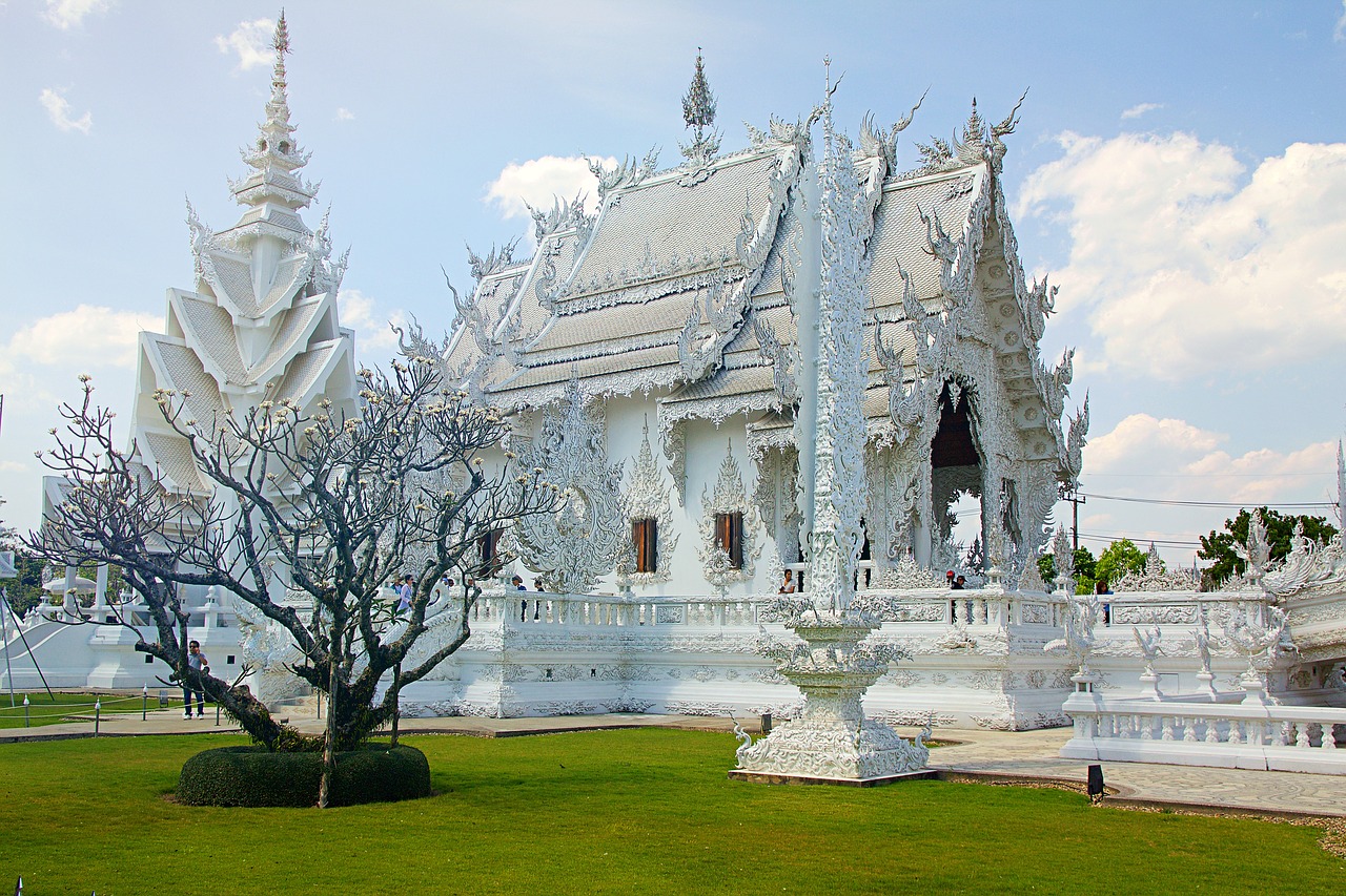 Temple-Chiang-Rai-Thailand
