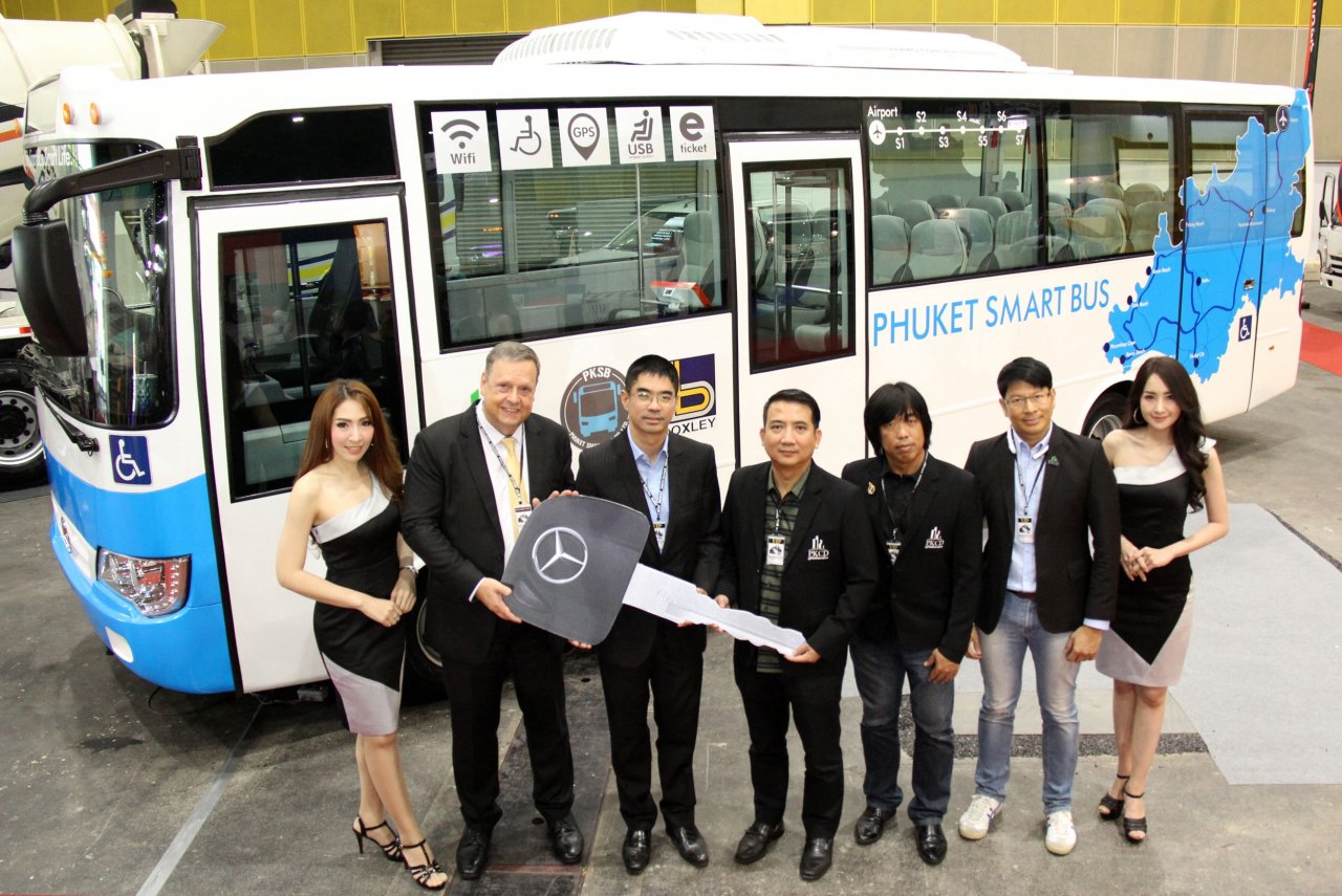 Phuket-Smart-Bus-1